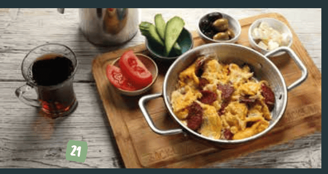 Rührei mit Knoblauchwurst (Sucuklu Yumurta)