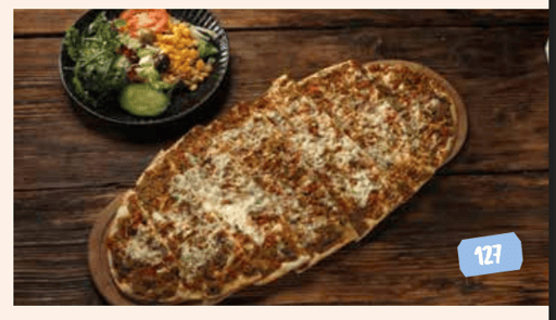Pide mit Lammhack & Käse (Konya Mevlane Pidesi)