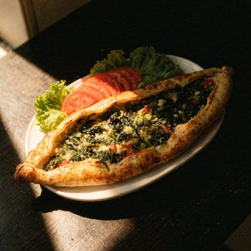 Pide mit Spinat