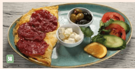 عجة بالباسطرمة (Pastırmalı Omlet)